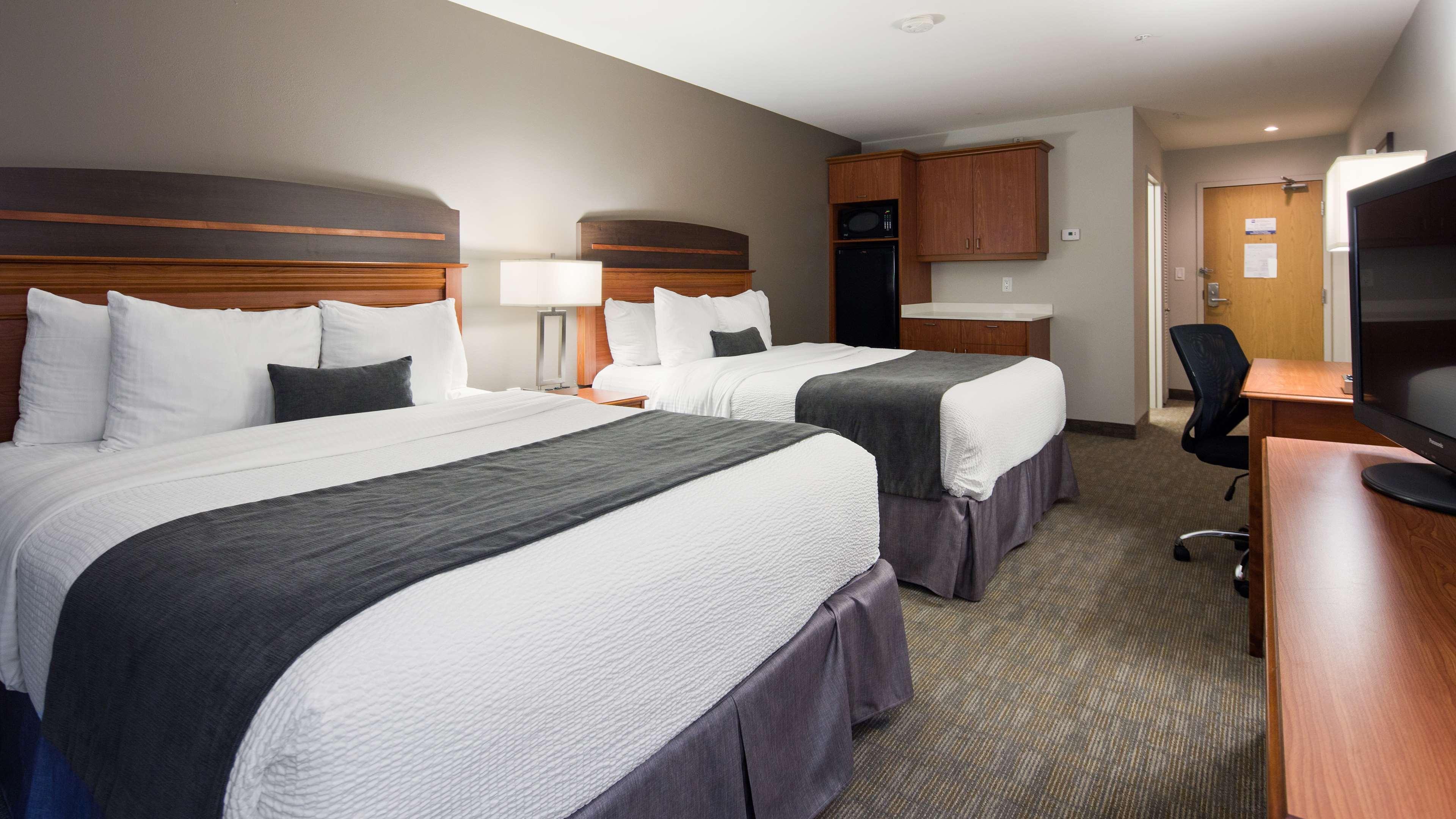 Best Western Plus Moncton Exterior photo
